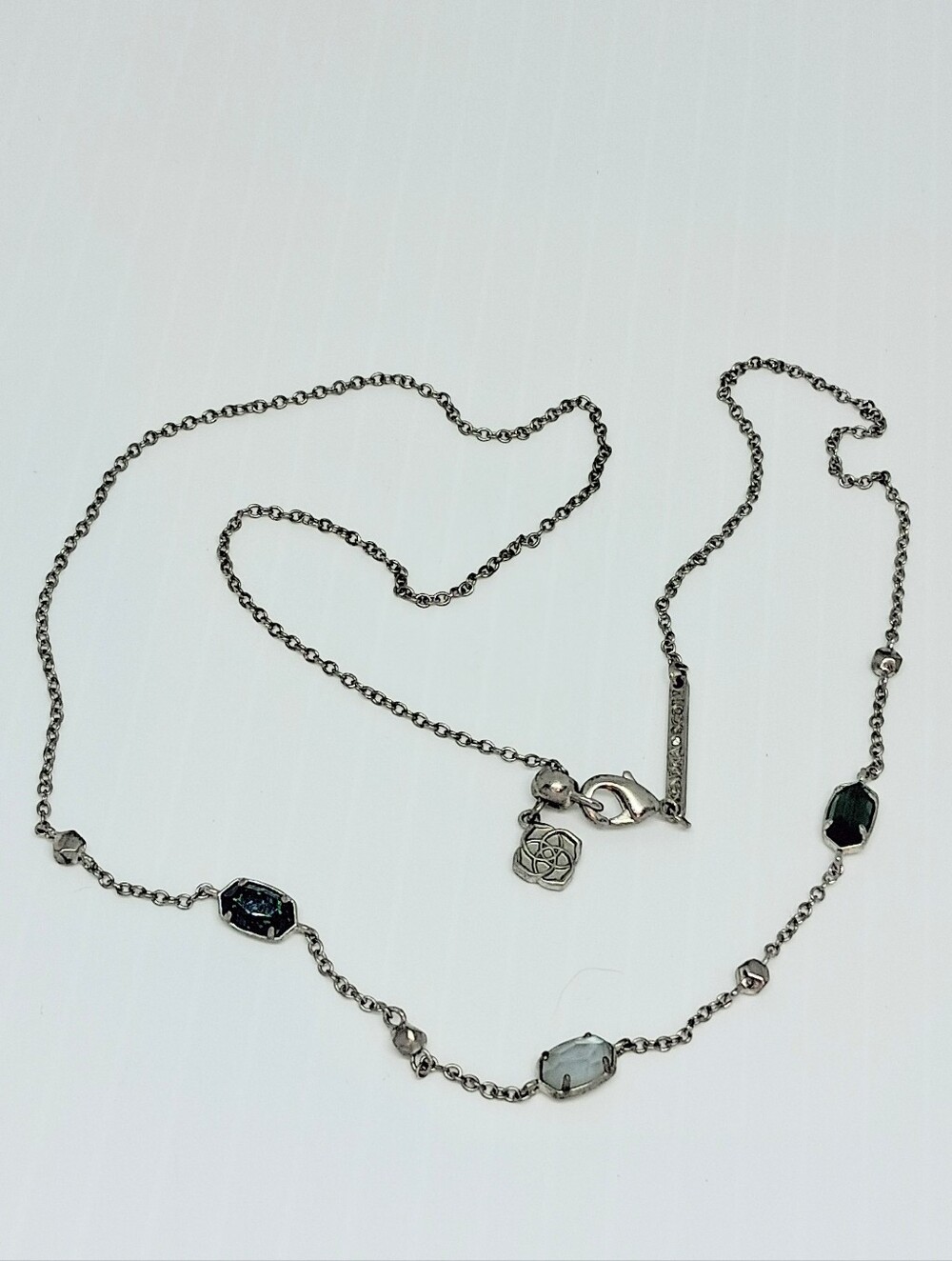 * Kendra Scott Silver Tone Maddie Necklace